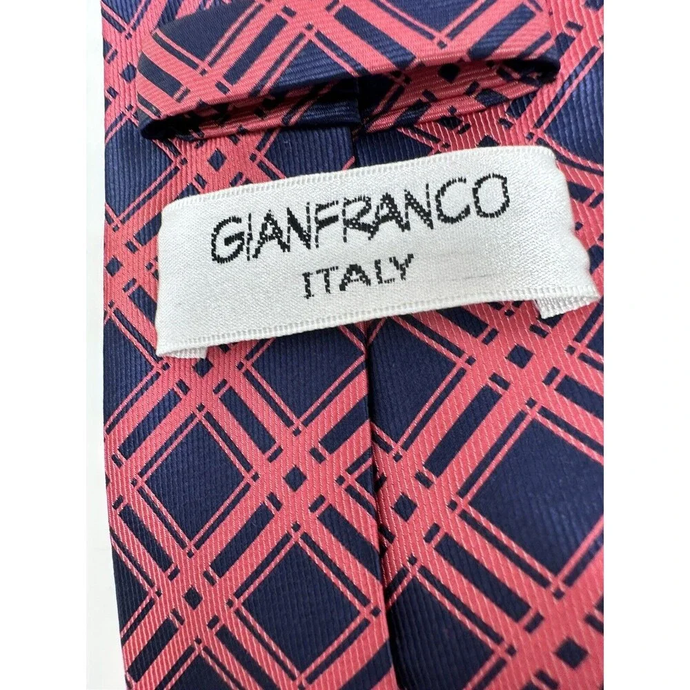 Gianfranco Italy Pink , Blue ‎ Geometric Print Men's Tie 3 1/4